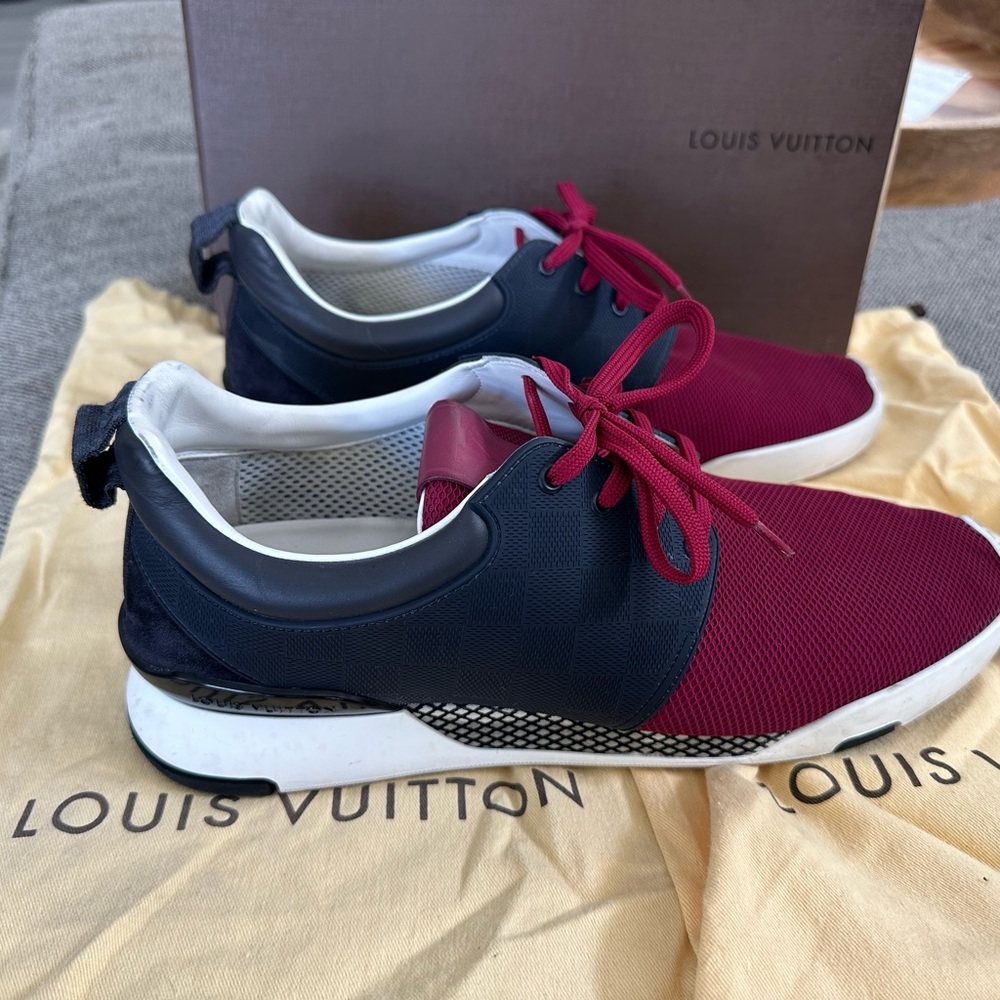 Luis Vuitton sneakers. Size 9 US mens / 8.5 UK